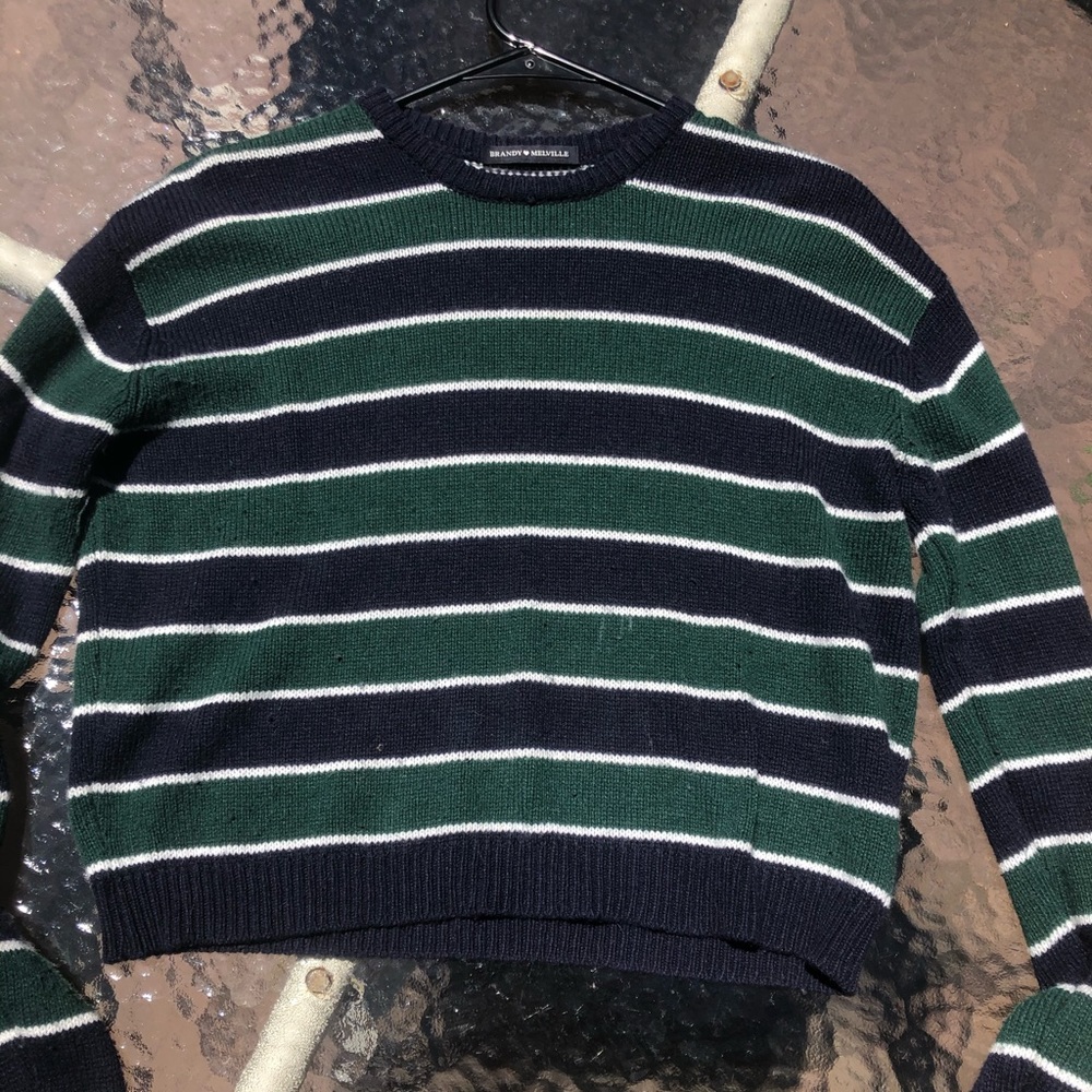 Brandy Melville cropped sweater
